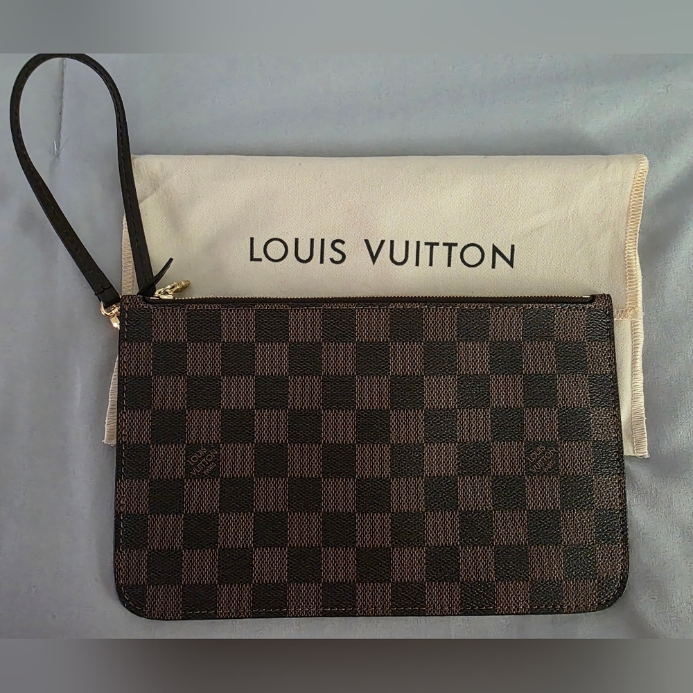 Monogram Wristlet ✨️ Read Description!